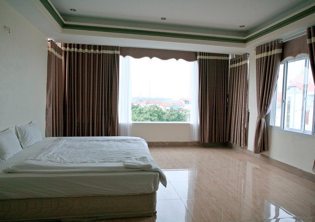 Avi Airport Hotel Hanoi Bagian luar foto