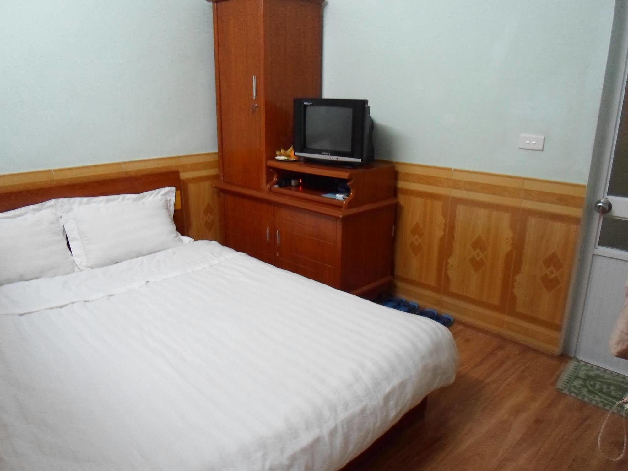 Avi Airport Hotel Hanoi Bagian luar foto