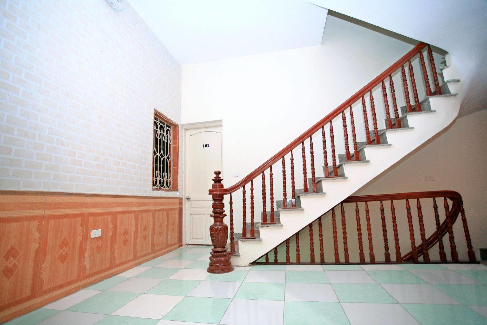 Avi Airport Hotel Hanoi Bagian luar foto